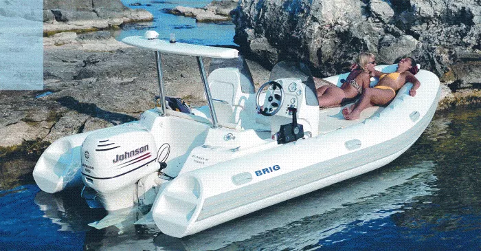 BRIG EAGLE 500HL - ΦΟΥΣΚΩΤΟ ΣΚΑΦΟΣ